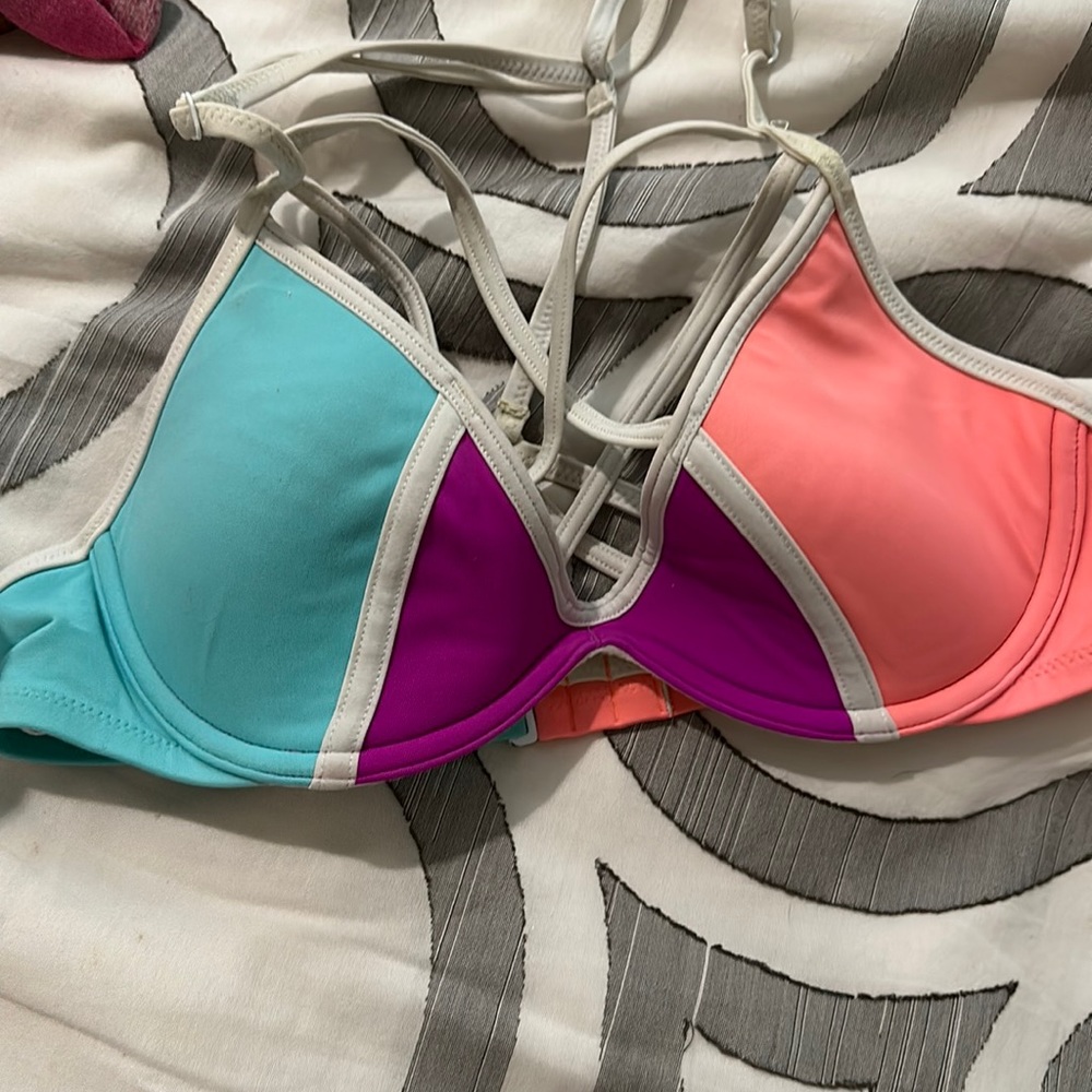 Pink bikini top